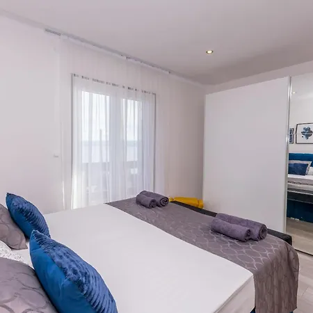 Apartment Mladen