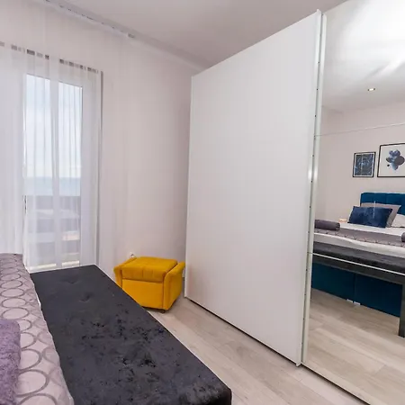Mladen Apartment *